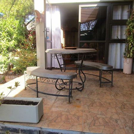 The Flat 52 On Davidson Villa Johannesburg Bagian luar foto