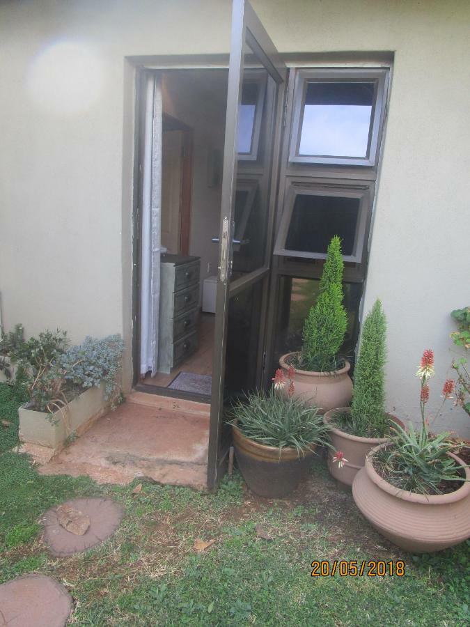 The Flat 52 On Davidson Villa Johannesburg Bagian luar foto