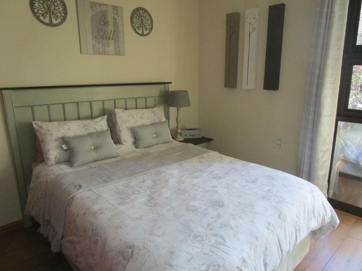 The Flat 52 On Davidson Villa Johannesburg Bagian luar foto
